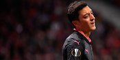 Bos Bayern Lagi-lagi Serang Ozil Bos Bayern Lagi-lagi Serang Ozil