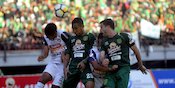 Sabtu, Arema FC Jamu Persebaya dalam Lanjutan Liga 1