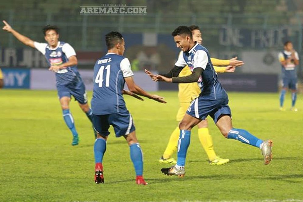 Highlights Liga 1: Arema FC 4-0 Bhayangkara FC Highlights Liga 1: Arema FC 4-0 Bhayangkara FC
