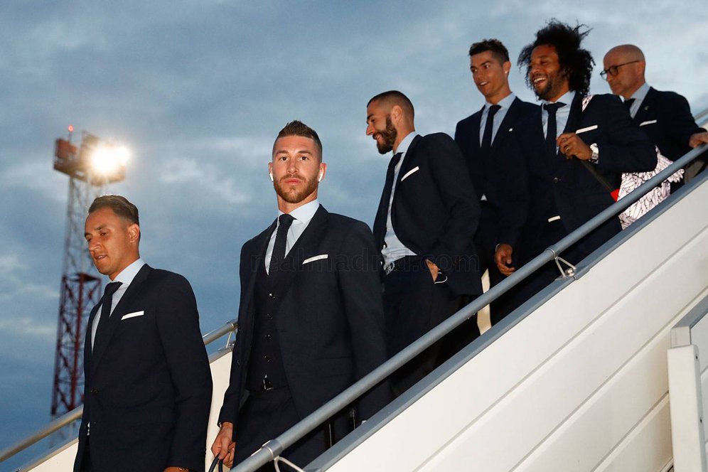 Video: Kedatangan Penuh Gaya Tim Real Madrid di Kiev Video: Kedatangan Penuh Gaya Tim Real Madrid di Kiev