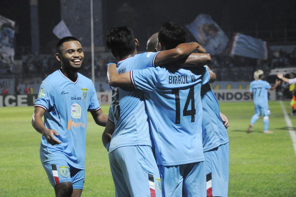 Jamu Persipura, Persela Usung Misi Balas Dendam Jamu Persipura, Persela Usung Misi Balas Dendam