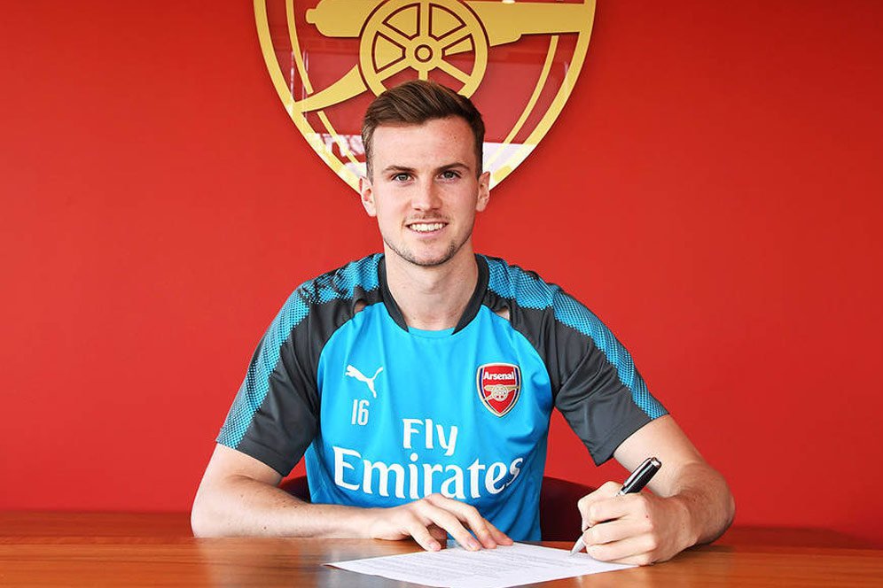 Arsenal Resmi Perpanjang Kontrak Rob Holding Arsenal Resmi Perpanjang Kontrak Rob Holding