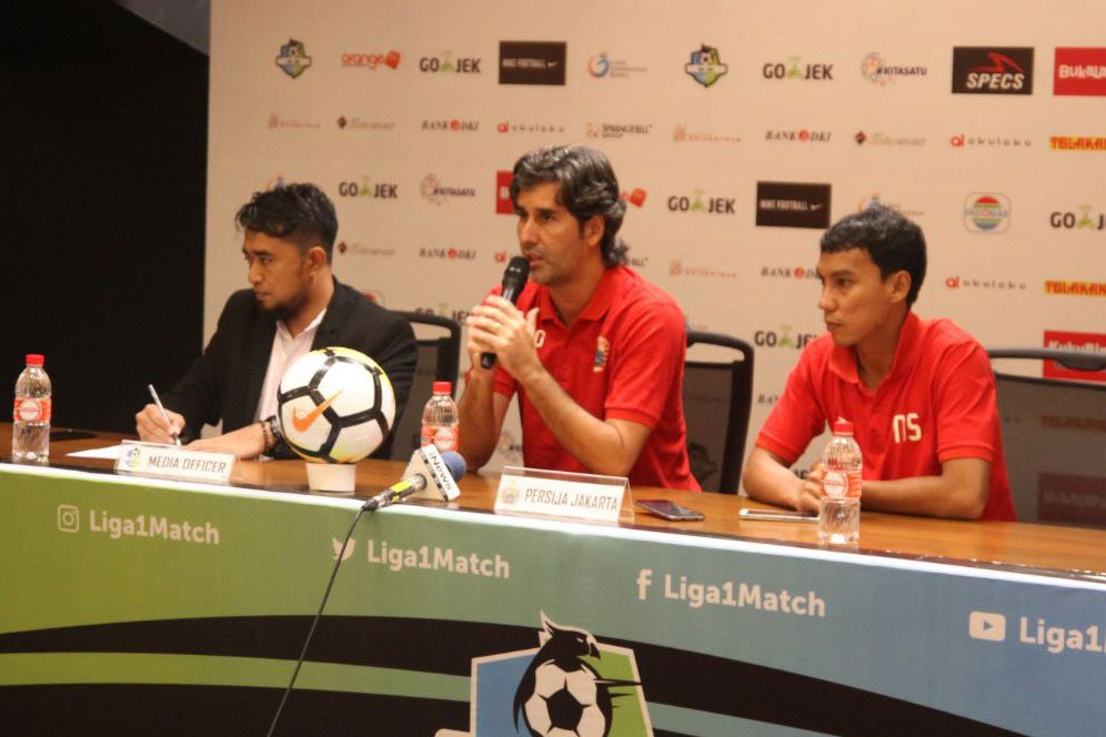 Kalah dari Madura United, Teco Akui Lebih Penting Main di Piala AFC Kalah dari Madura United, Teco Akui Lebih Penting Main di Piala AFC