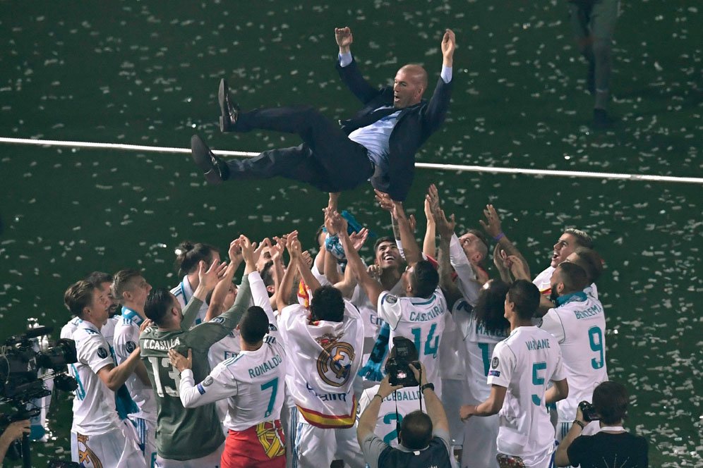 Bagi Solari, Zidane Tak Bisa Dibandingkan Dengan Siapapun Bagi Solari, Zidane Tak Bisa Dibandingkan Dengan Siapapun