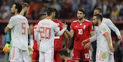 Gagal Keren! Lemparan ke Dalam Pemain Iran Ini Kandas di Tengah Jalan Gagal Keren! Lemparan ke Dalam Pemain Iran Ini Kandas di Tengah Jalan