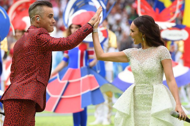 Jari Tengah Robbie Williams Jari Tengah Robbie Williams