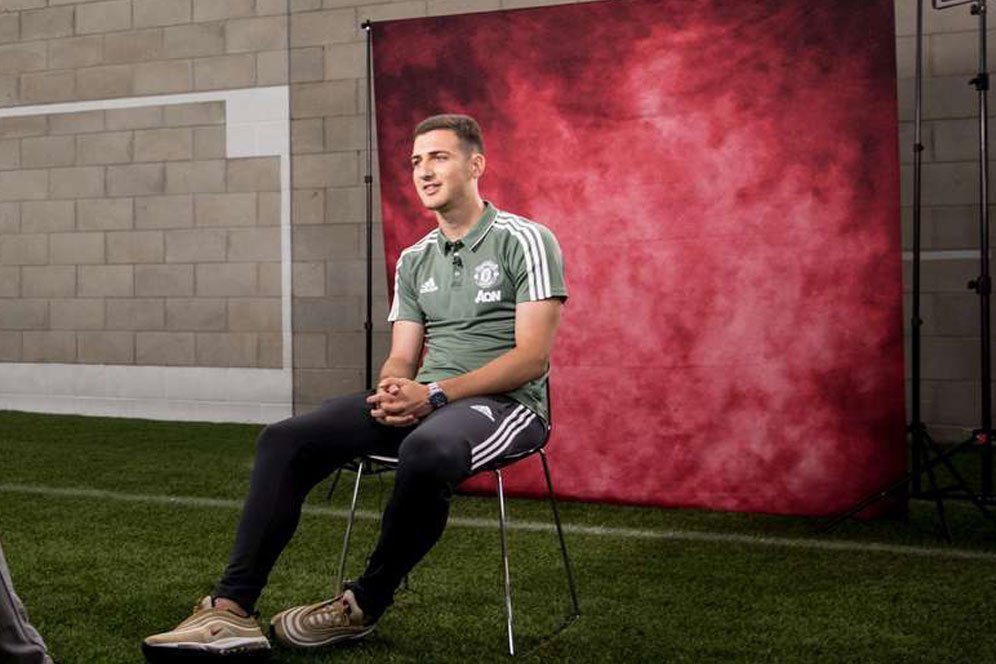 Dalot Tak Gentar Main di Liga Tersulit Dunia Dalot Tak Gentar Main di Liga Tersulit Dunia