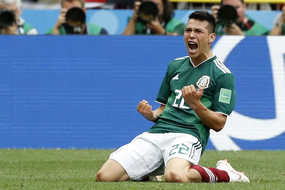 Barcelona Masih Kepincut Hirving Lozano Barcelona Masih Kepincut Hirving Lozano