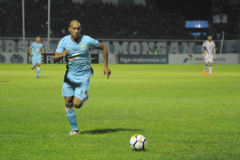 Jejak Juara Liga Champions di Indonesia: Loris Arnaud, Eks PSG yang jadi Mesin Gol Persela Lamongan Jejak Juara Liga Champions di Indonesia: Loris Arnaud, Eks PSG yang jadi Mesin Gol Persela Lamongan
