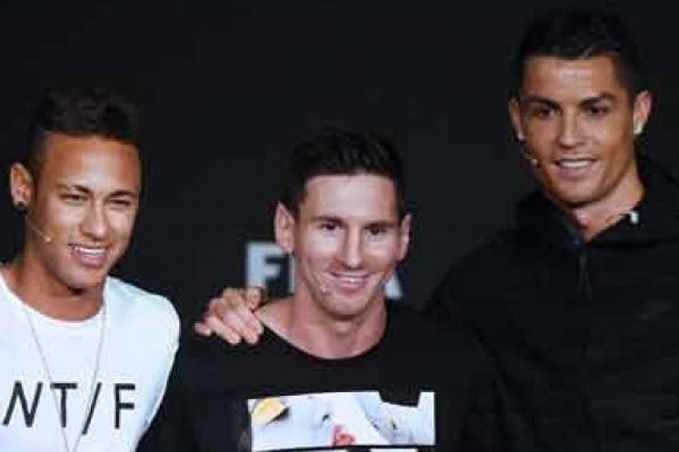 Messi dan Ronaldo dari Planet Lain, Neymar Pemain Terbaik di Dunia Messi dan Ronaldo dari Planet Lain, Neymar Pemain Terbaik di Dunia