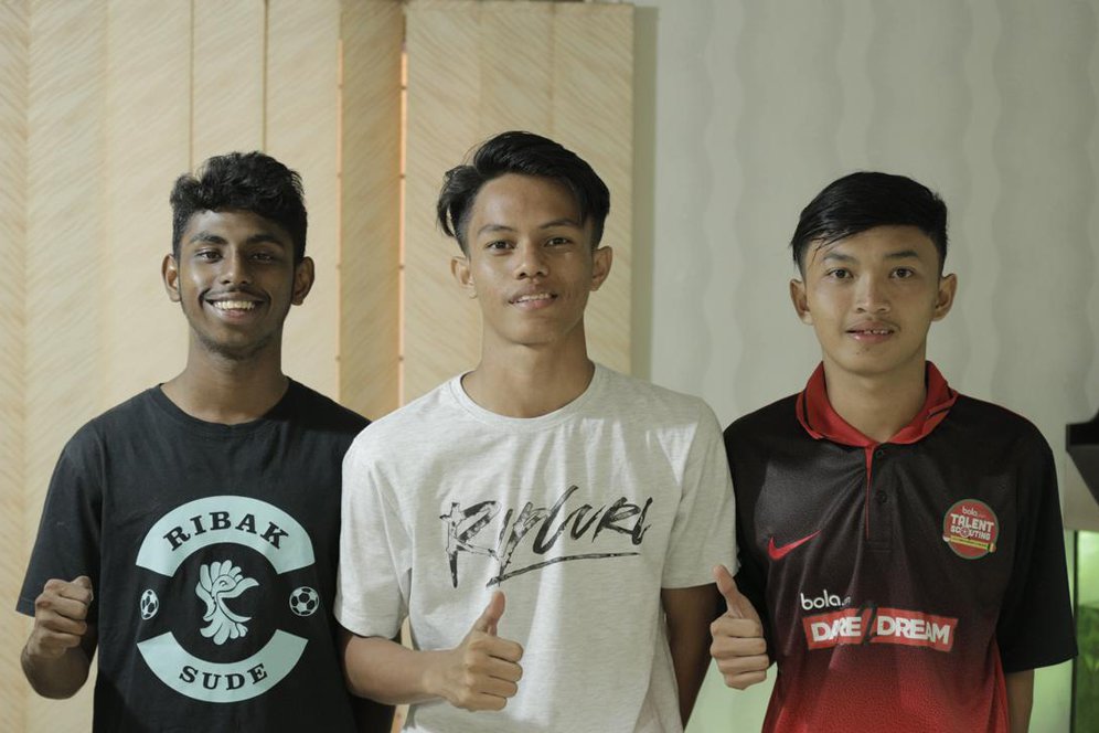 Bola.com Talent Scouting: 3 Pemenang Pantas Berangkat ke Belgia Bola.com Talent Scouting: 3 Pemenang Pantas Berangkat ke Belgia