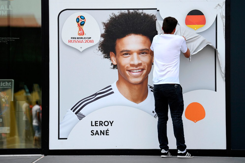 Dicoret Loew, Draxler Hibur Sane Dicoret Loew, Draxler Hibur Sane