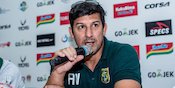 Usai Kalah dari Persib, Alfredo Vera Menolak Mundur dari Persebaya Usai Kalah dari Persib, Alfredo Vera Menolak Mundur dari Persebaya