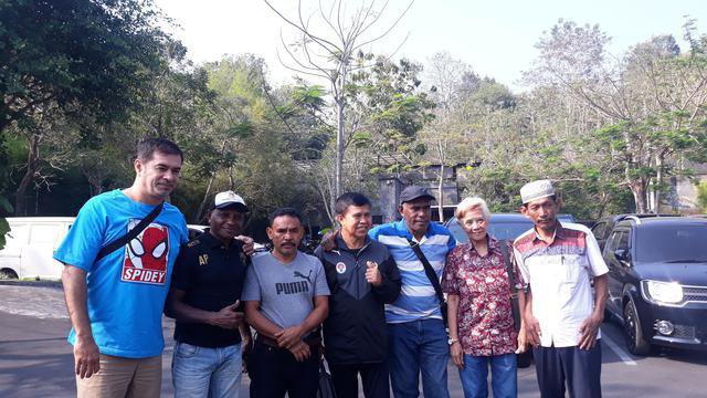 Berjuang Bersama Berjuang Bersama