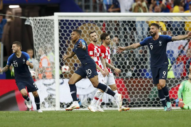 Ke PSG dan Rusia Ke PSG dan Rusia