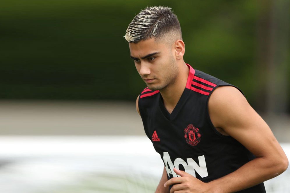Andreas Pereira Siap Jadi No 6 Baru di Manchester United Andreas Pereira Siap Jadi No 6 Baru di Manchester United