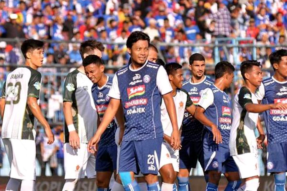 Manajemen Arema FC Optimistis Timnya Bakal Curi Poin di Kandang Persib Manajemen Arema FC Optimistis Timnya Bakal Curi Poin di Kandang Persib