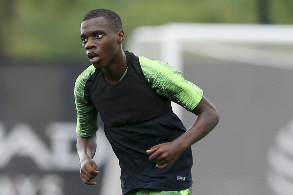 Manchester City Resmi Bajak Wonderkid PSG Manchester City Resmi Bajak Wonderkid PSG