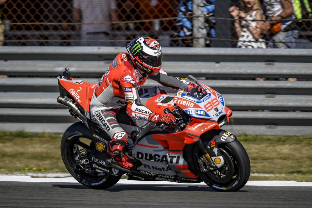 Tak Sakit Hati Soal Honda, Ducati Tetap Dukung Lorenzo Tak Sakit Hati Soal Honda, Ducati Tetap Dukung Lorenzo