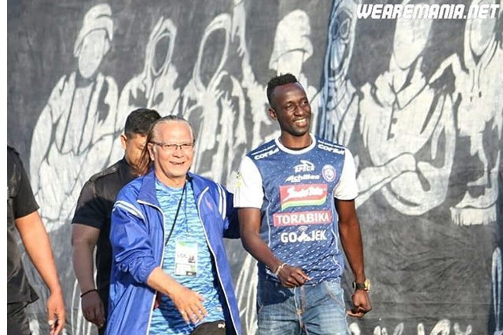 Makan Konate Minta Arema Waspadai Motivasi Ekstra PSM Makan Konate Minta Arema Waspadai Motivasi Ekstra PSM