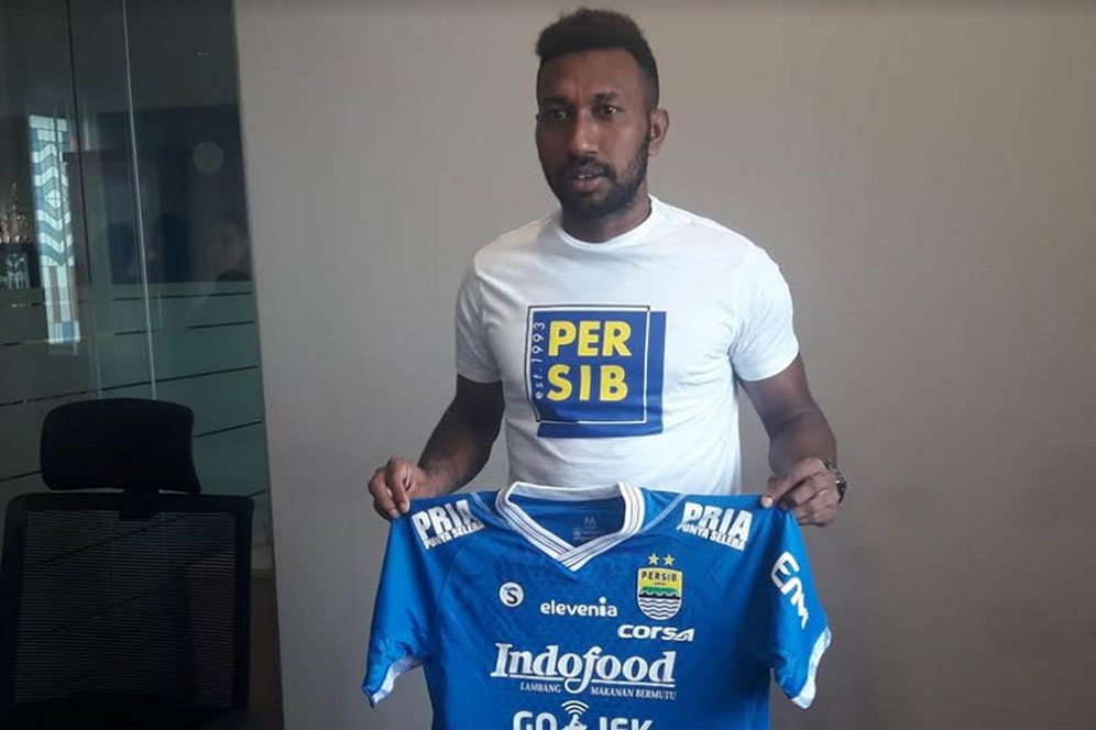 Bobol Gawang Mantan, Striker Persib: Itu Profesional