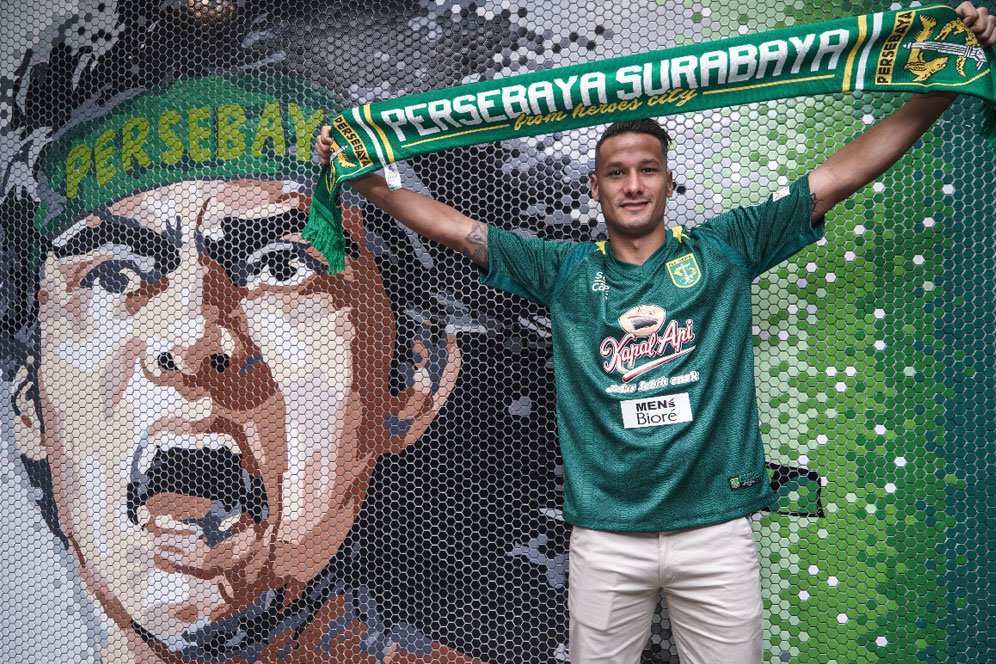 Maitimo Senang Bereuni dengan Djajang Nurjaman di Persebaya Maitimo Senang Bereuni dengan Djajang Nurjaman di Persebaya