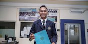Gelandang Persebaya Akhirnya Sandang Gelar Sarjana Gelandang Persebaya Akhirnya Sandang Gelar Sarjana