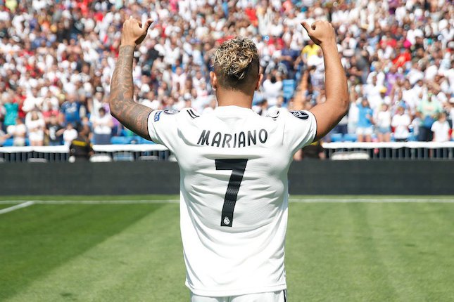 Membawa Pemain Tak Berguna usai Menjual Ronaldo Membawa Pemain Tak Berguna usai Menjual Ronaldo