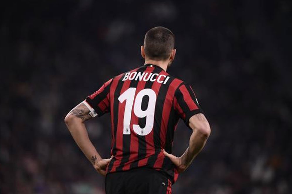 Mirabelli: Saya Kira Bonucci Akan Pensiun di Milan Mirabelli: Saya Kira Bonucci Akan Pensiun di Milan