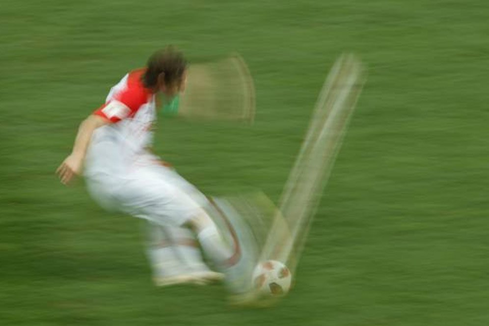 Luka Modric - Ruang dan Waktu Berada Dalam Genggamannya Luka Modric - Ruang dan Waktu Berada Dalam Genggamannya