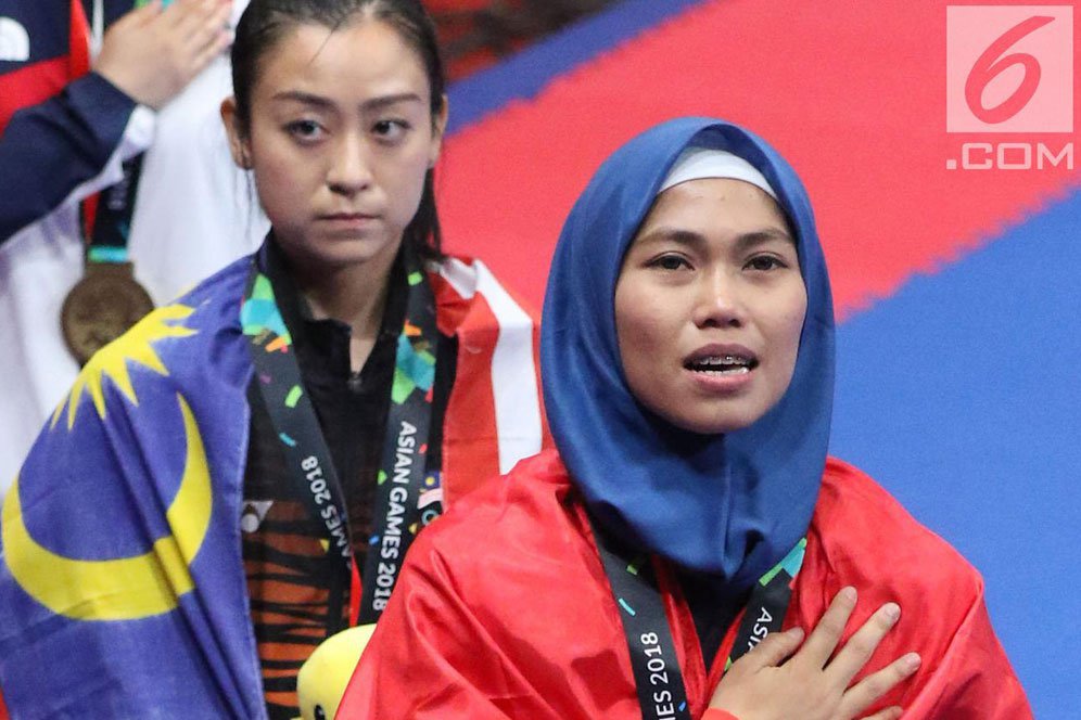 Defia Dedikasikan Emas Asian Games 2018 untuk Mendiang Sang Ayah Defia Dedikasikan Emas Asian Games 2018 untuk Mendiang Sang Ayah
