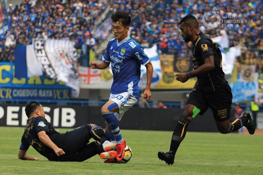 Kiat Jefri Redam Ganasnya Winger Persib
