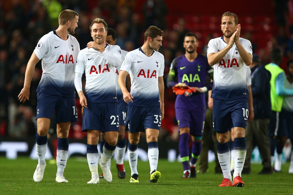 Berbatov: Tak Ada Masalah dengan Harry Kane Berbatov: Tak Ada Masalah dengan Harry Kane