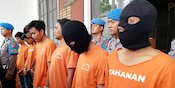 Helm Hingga Balok Jadi Senjata Tersangka Pengeroyokan The Jakmania