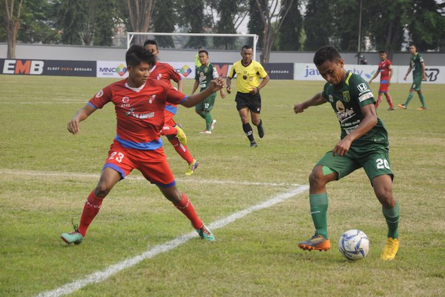 Babak Pertama Babak Pertama