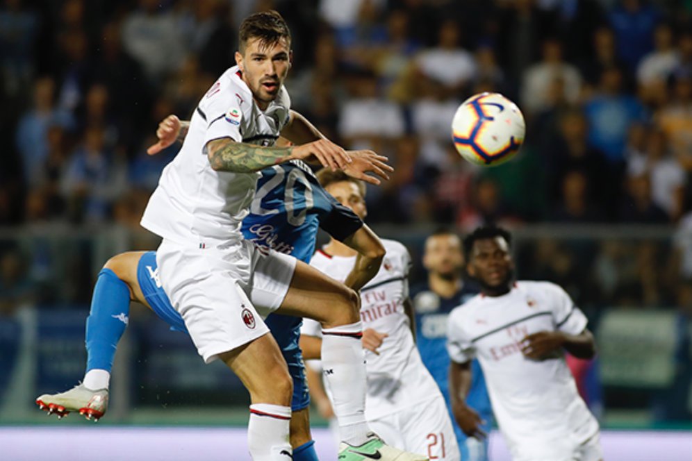Romagnoli Kecewa Blundernya Bikin Milan Gagal Menang Romagnoli Kecewa Blundernya Bikin Milan Gagal Menang