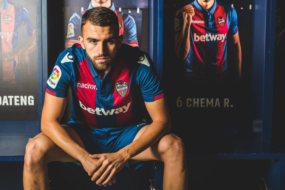 Real Madrid Resmi Pinjamkan Borja Mayoral ke Levante