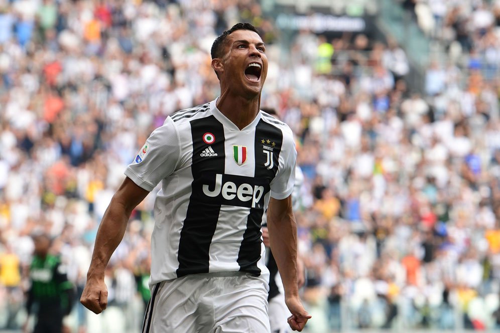 Figo: Madrid Sudah Mengatasi Kepergian Ronaldo dengan Baik Figo: Madrid Sudah Mengatasi Kepergian Ronaldo dengan Baik