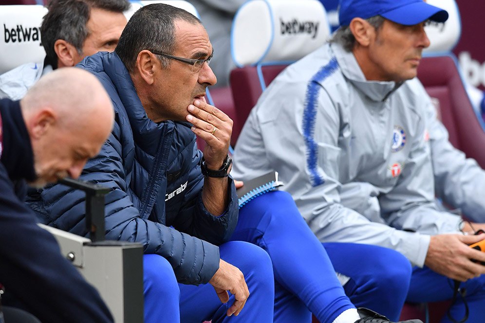 Sarri: Butuh Satu Tahun Buat Chelsea Samai Liverpool Sarri: Butuh Satu Tahun Buat Chelsea Samai Liverpool