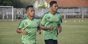 Irfan Jaya Siap Tampil All Out Hadapi PSKT Sumbawa Barat Irfan Jaya Siap Tampil All Out Hadapi PSKT Sumbawa Barat