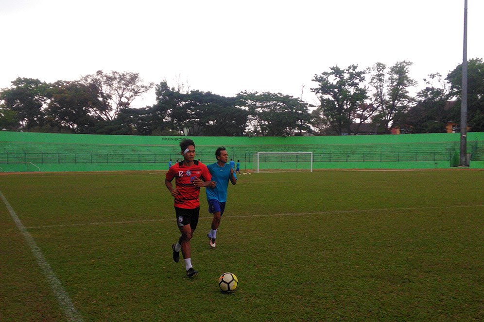Hendro Siswanto Kembali Gabung Latihan Arema FC Hendro Siswanto Kembali Gabung Latihan Arema FC