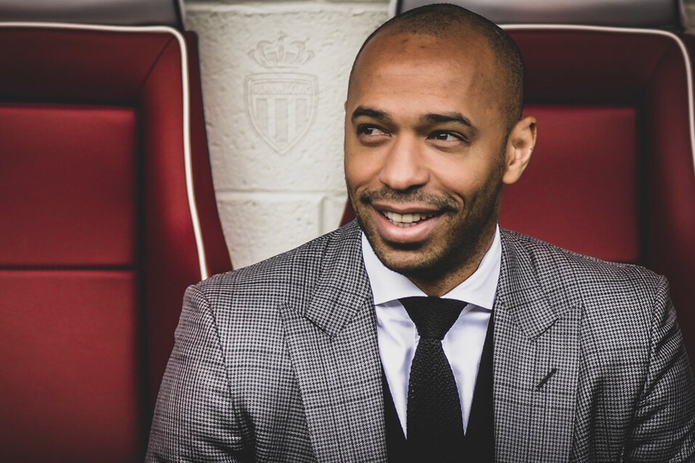 Thierry Henry Jadi Pelatih Barcelona Musim Depan? Thierry Henry Jadi Pelatih Barcelona Musim Depan?