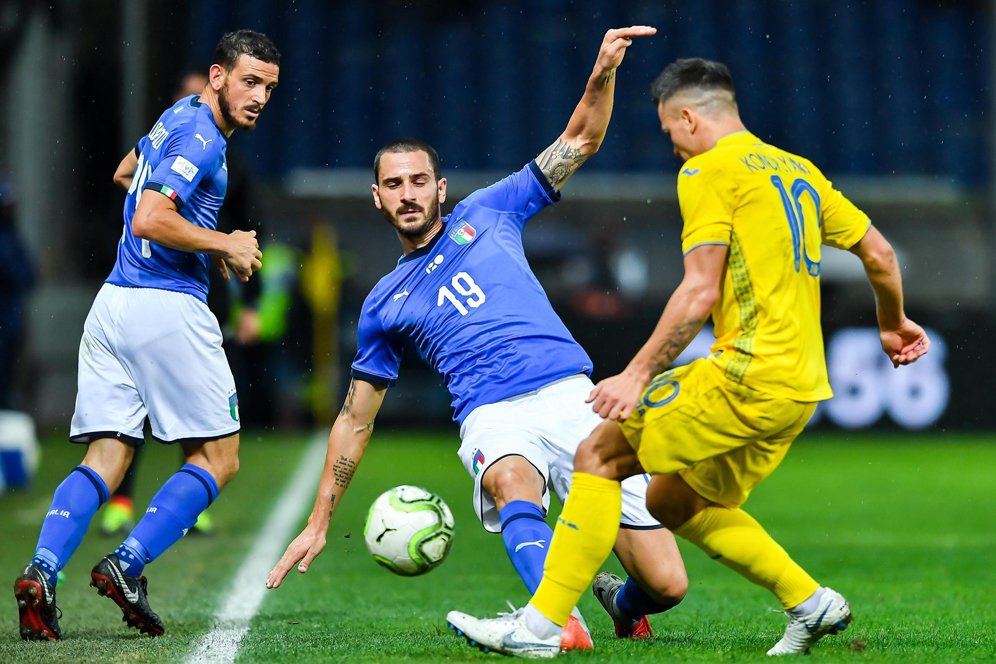 Bonucci Masih Belum Terima Diejek Saat Membela Timnas Italia Bonucci Masih Belum Terima Diejek Saat Membela Timnas Italia