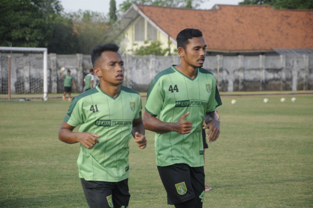 Irfan Jaya Dituntut Lebih Produktif Bersama Persebaya