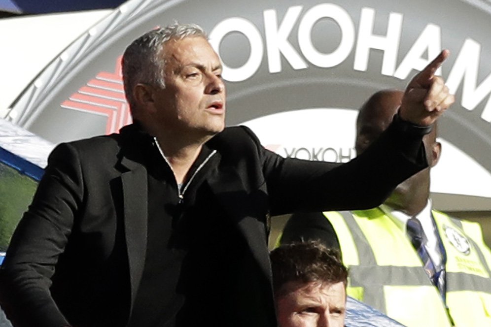 Tim Stagnan, MU Disarankan Pecat Jose Mourinho Tim Stagnan, MU Disarankan Pecat Jose Mourinho