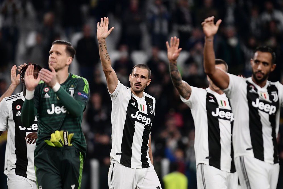 Tampik Rumor, Bonucci Akui Terkejut Diparkir Allegri Tampik Rumor, Bonucci Akui Terkejut Diparkir Allegri