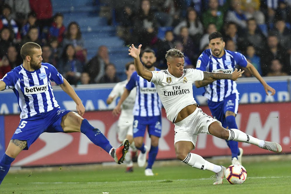 Hasil Pertandingan Deportivo Alaves vs Real Madrid: Skor 1-0 Hasil Pertandingan Deportivo Alaves vs Real Madrid: Skor 1-0
