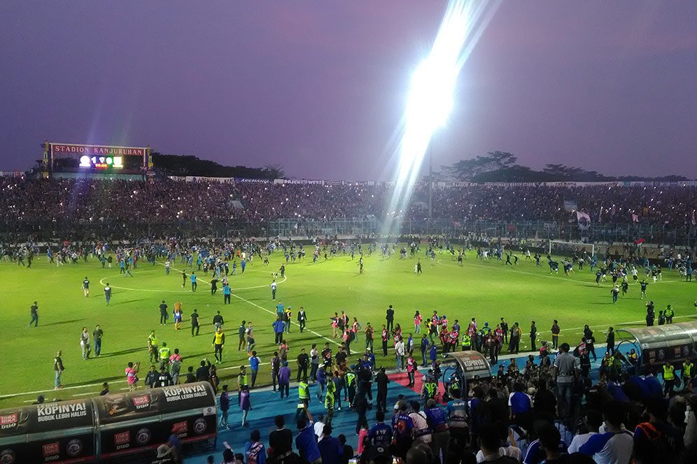 Milan Petrovic Pasrah Soal Kemungkinan Sanksi Bagi Arema FC Milan Petrovic Pasrah Soal Kemungkinan Sanksi Bagi Arema FC