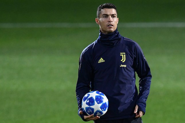 Pesepakbola Berusia 30+ Termahal Pesepakbola Berusia 30+ Termahal