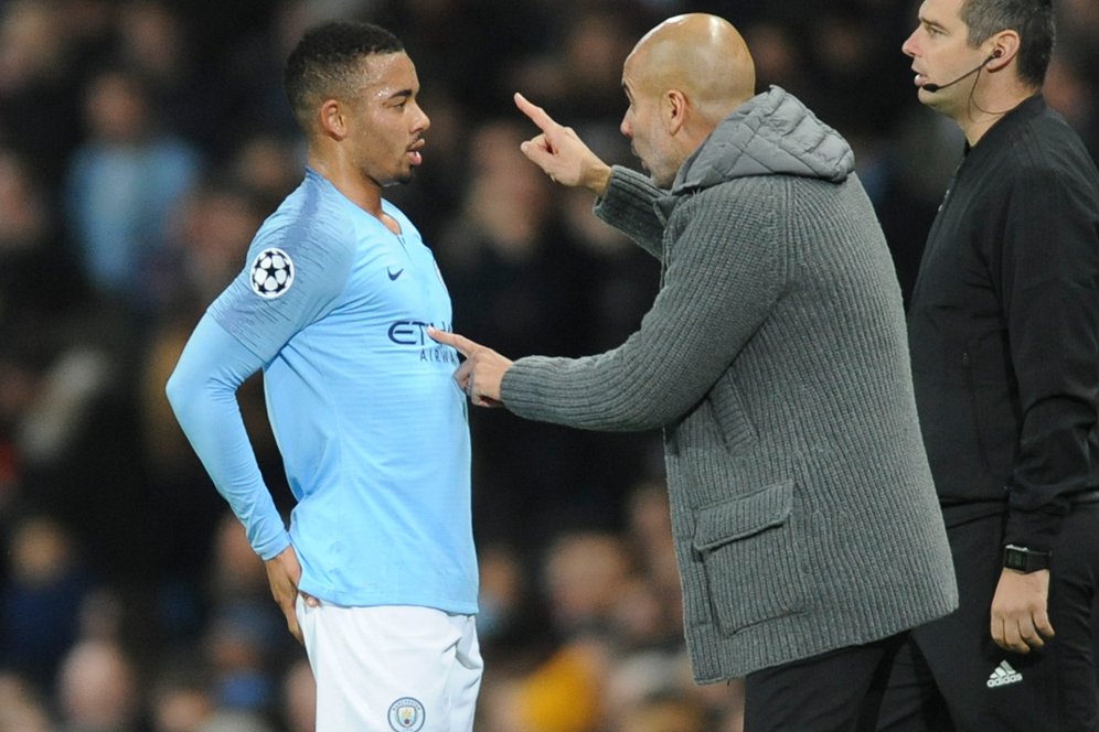 Guardiola Tantang Gabriel Jesus Geser Aguero di Lini Depan Man City Guardiola Tantang Gabriel Jesus Geser Aguero di Lini Depan Man City